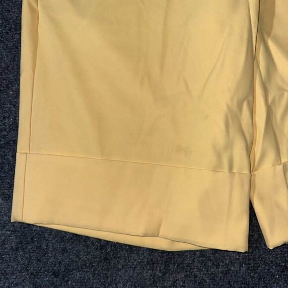 Izod XFG Shorts Womens 14 Yellow Stretch Bermuda Pockets Golf Pockets - Picture 2 of 7